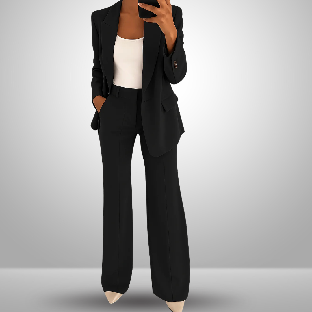 Emma | Elegant To-delt Sett - Tidless Stil